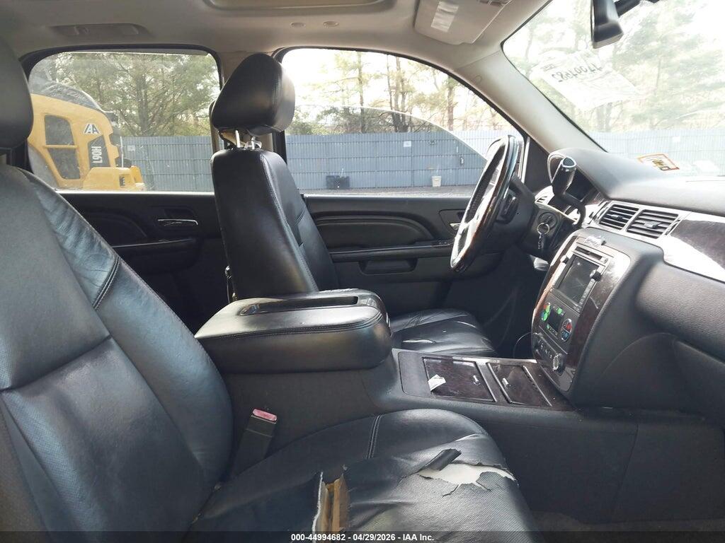 1GKS2EEF1BR103427 2011 GMC YUKON photo no. 5