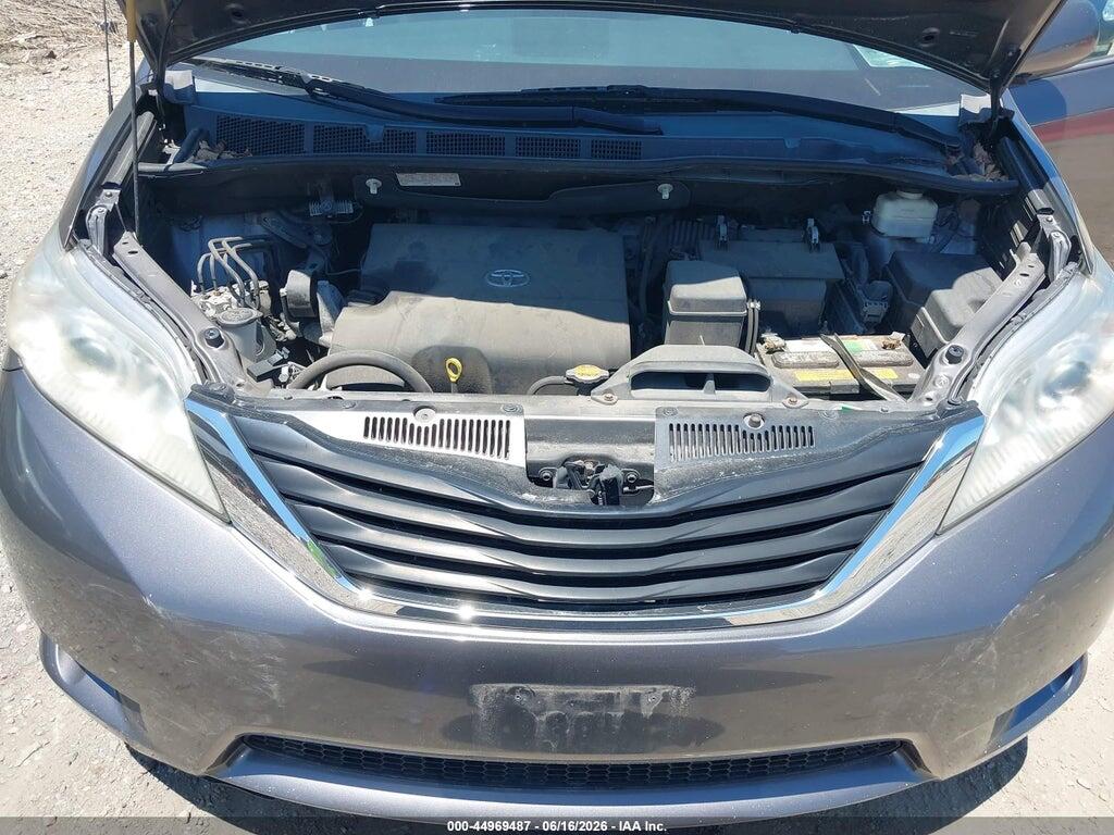 5TDKK3DC8DS374464 2013 TOYOTA SIENNA photo no. 10