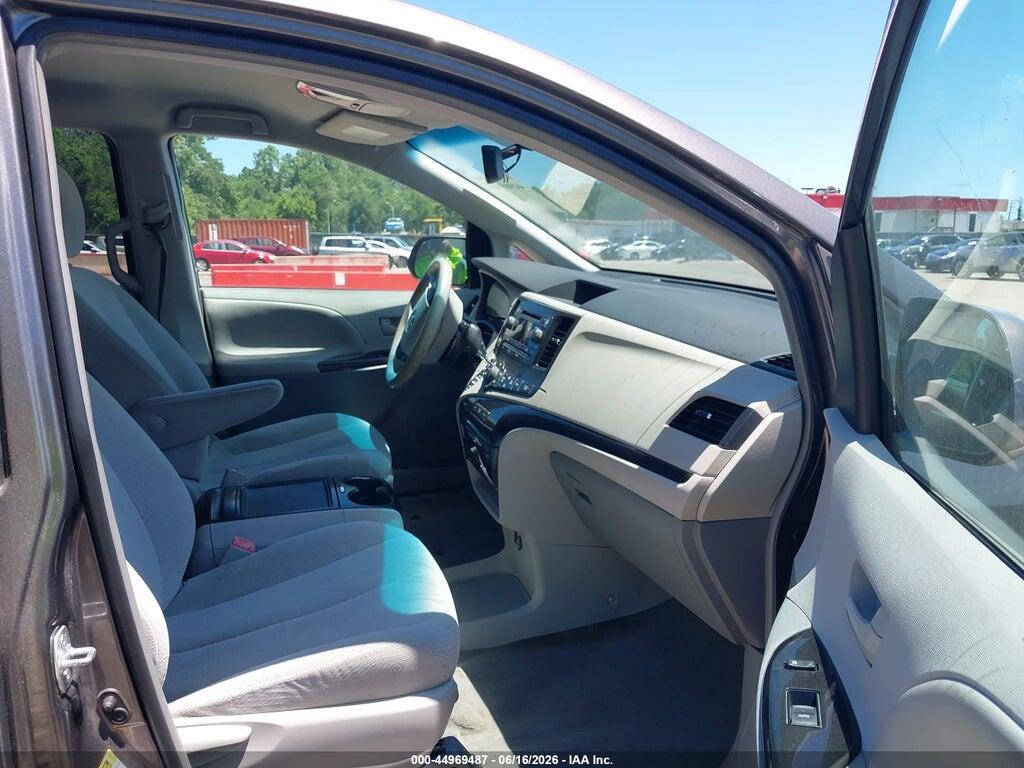 5TDKK3DC8DS374464 2013 TOYOTA SIENNA photo no. 5