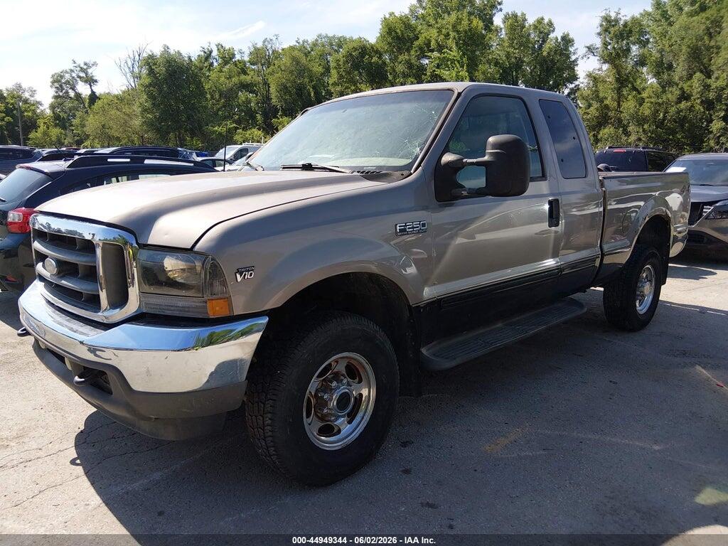 1FTNX21S02EA21935 2002 FORD F-250 photo no. 2