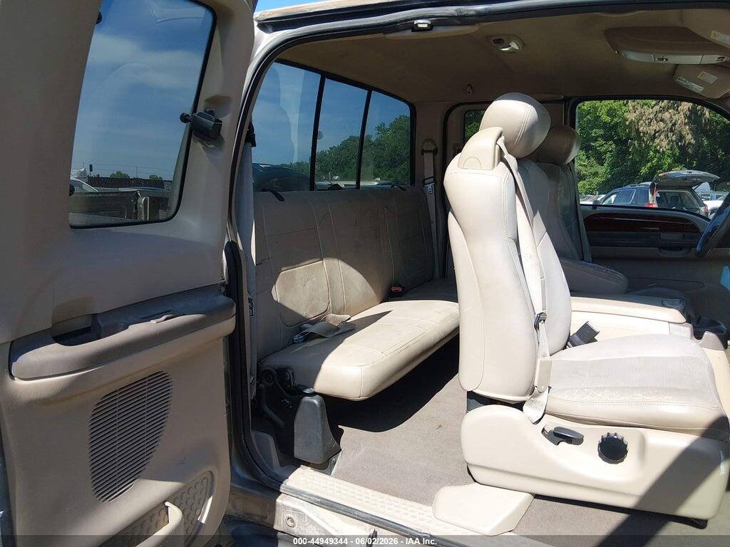 1FTNX21S02EA21935 2002 FORD F-250 photo no. 8