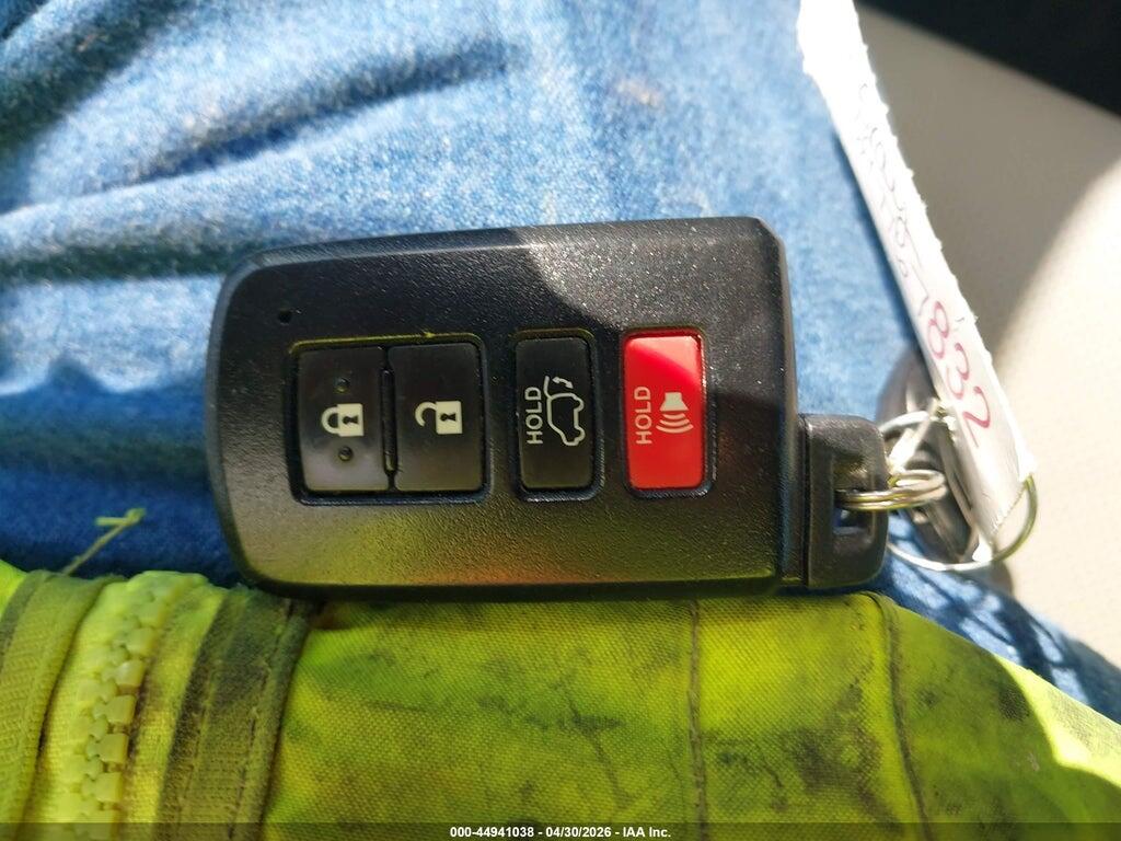 5TDDKRFHXES067318 2014 TOYOTA HIGHLANDER photo no. 11