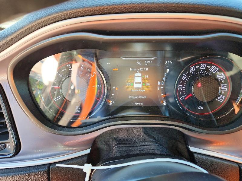 2019 DODGE CHALLENGER SXT — Фото 9 из 12