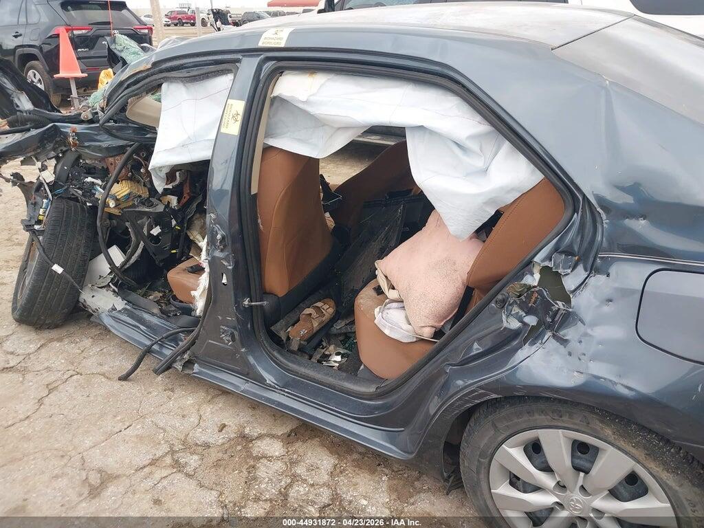 2T1BURHE1FC439837 2015 TOYOTA COROLLA photo no. 3