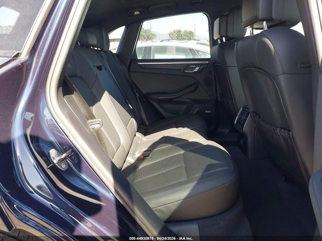 WP1AF2A54NLB30313 2022 PORSCHE MACAN photo no. 8