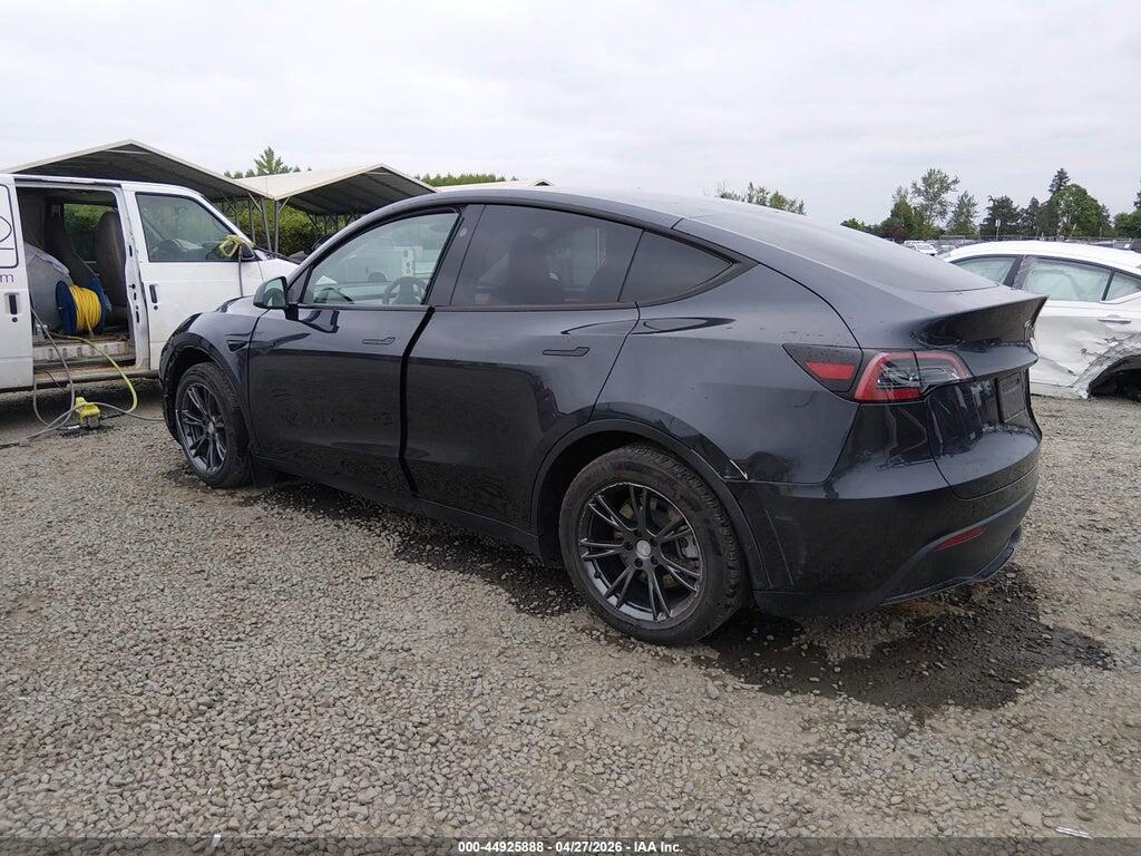 7SAYGDEE4RF115180 2024 TESLA MODEL Y photo no. 3