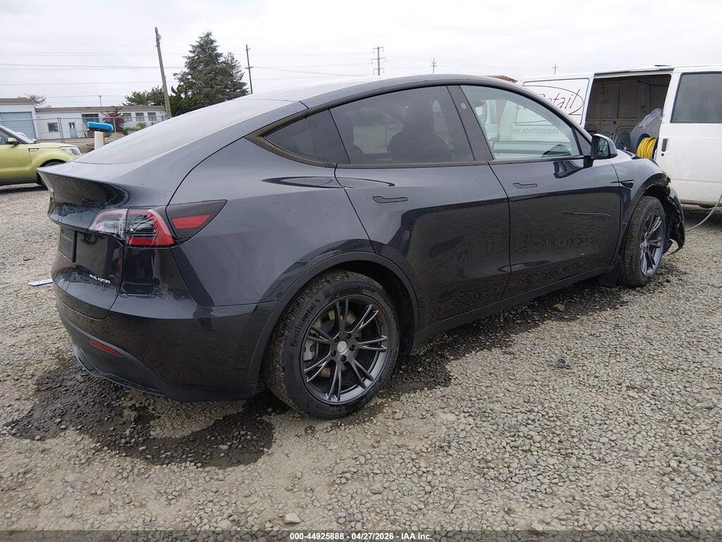 7SAYGDEE4RF115180 2024 TESLA MODEL Y photo no. 4
