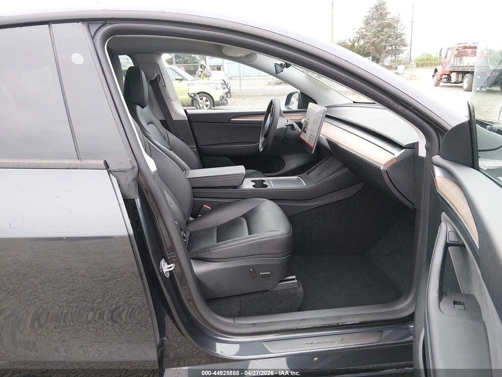 7SAYGDEE4RF115180 2024 TESLA MODEL Y photo no. 5