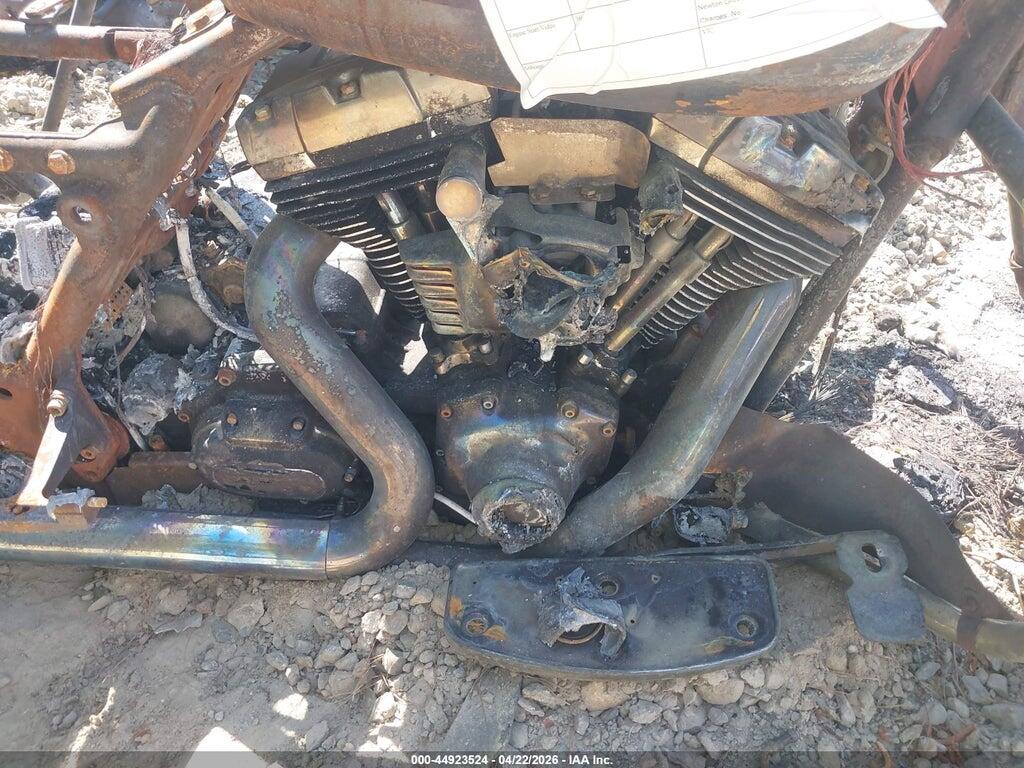1HD1FFM16CB670555 2012 HARLEY-DAVIDSON FLHTC photo no. 8