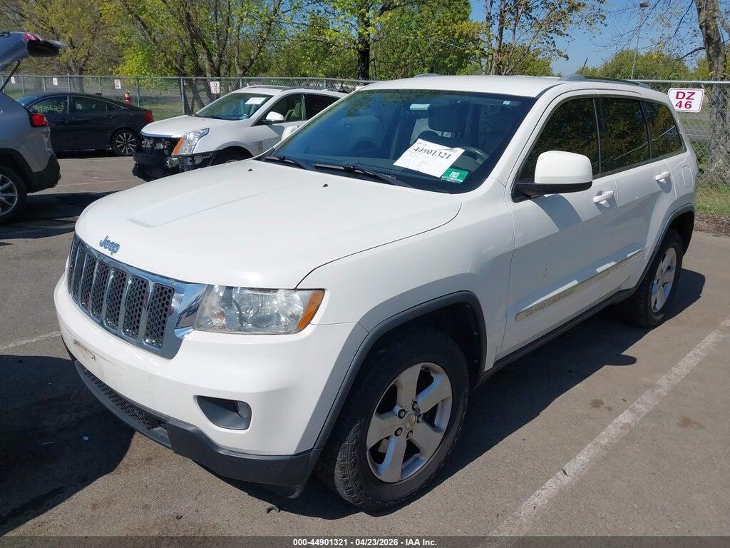 1J4RR4GG4BC563846 2011 JEEP GRAND CHEROKEE photo no. 2