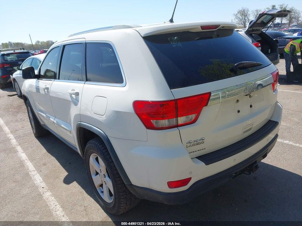 1J4RR4GG4BC563846 2011 JEEP GRAND CHEROKEE photo no. 3