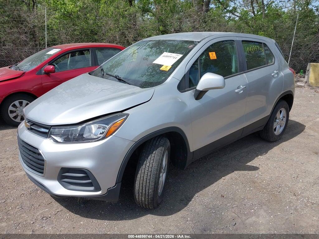 KL7CJNSB1JB596096 2018 CHEVROLET TRAX photo no. 2