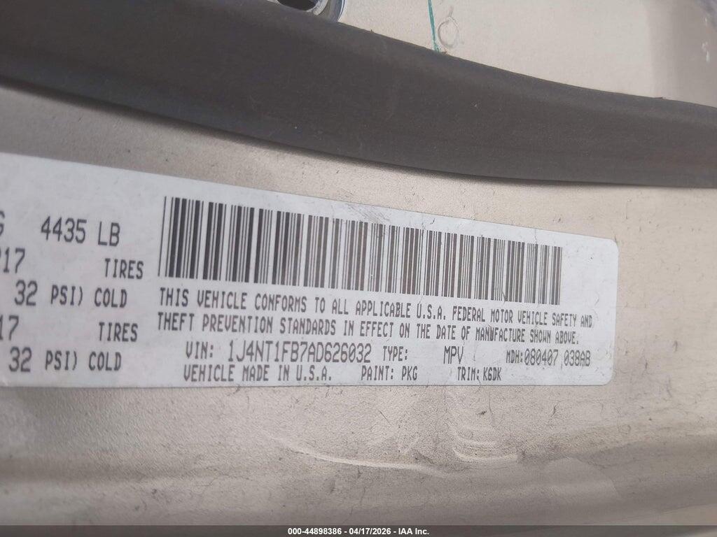 1J4NT1FB7AD626032 2010 JEEP COMPASS photo no. 9