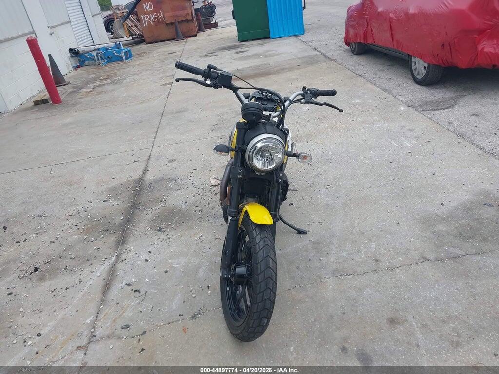 ML015ANM6FT000213 2015 DUCATI SCRAMBLER photo no. 5