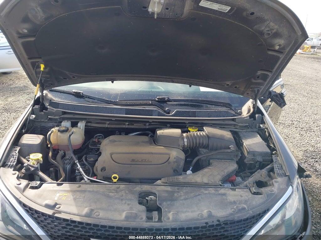 2C4RC1DG0LR257441 2020 CHRYSLER VOYAGER photo no. 10