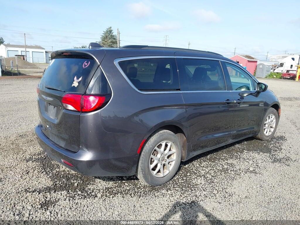 2C4RC1DG0LR257441 2020 CHRYSLER VOYAGER photo no. 4