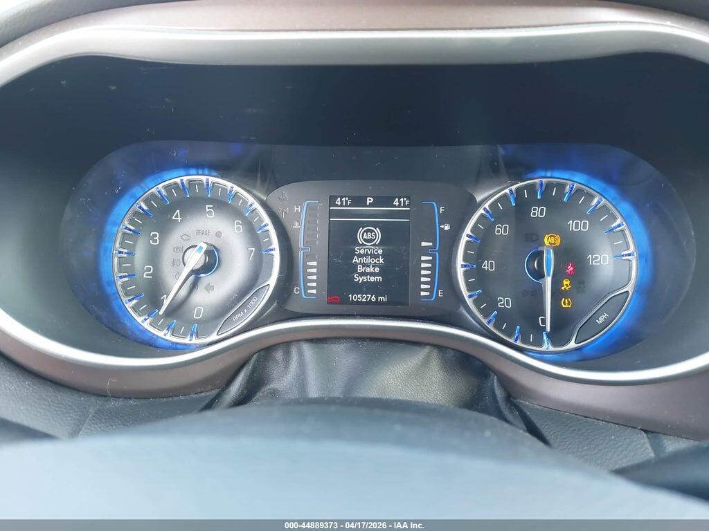 2C4RC1DG0LR257441 2020 CHRYSLER VOYAGER photo no. 7