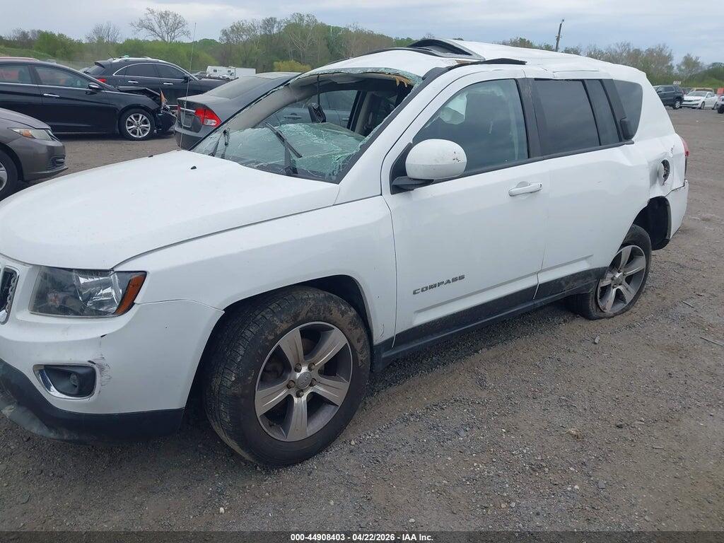1C4NJDEB2HD175651 2017 JEEP COMPASS photo no. 2