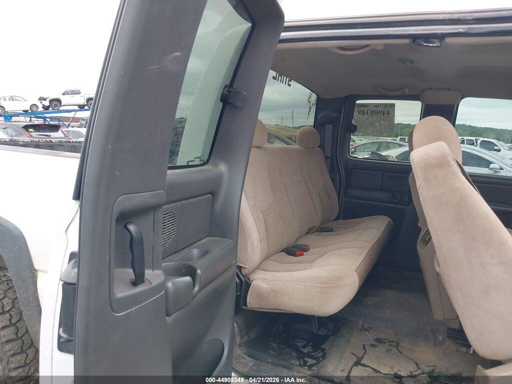 1GCHC29UX4E333682 2004 CHEVROLET SILVERADO 2500HD photo no. 8