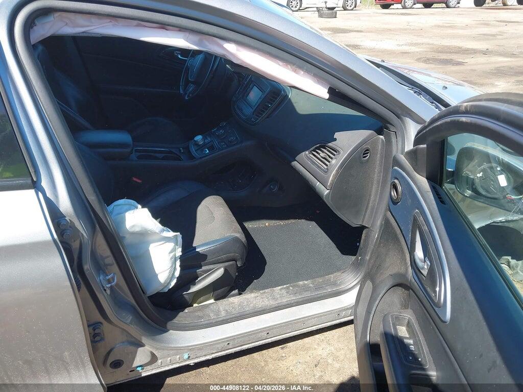 1C3CCCBB0FN729572 2015 CHRYSLER 200 photo no. 5