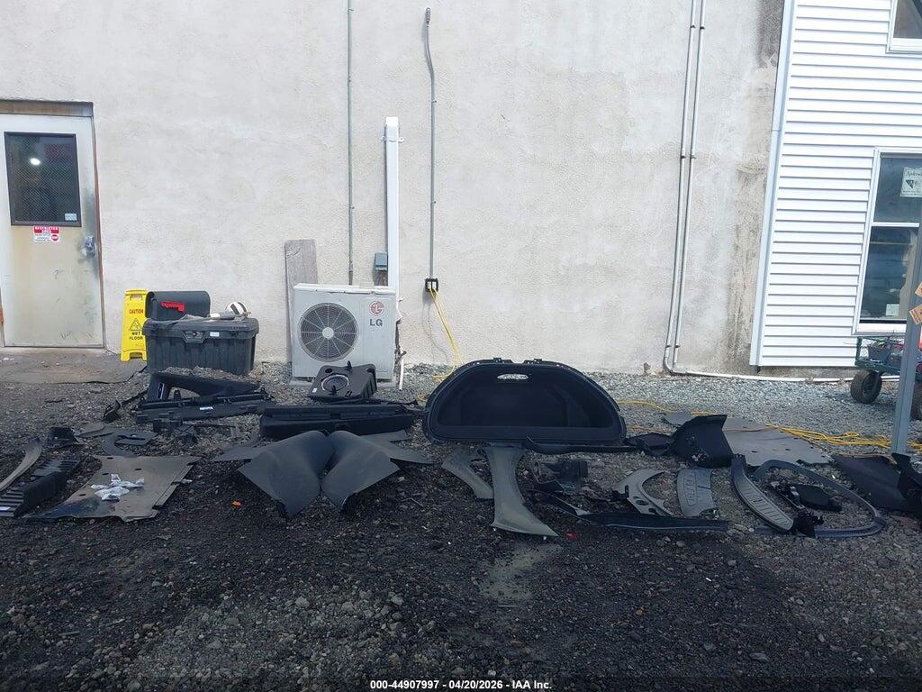 7SAXCAE50SF472545 2025 TESLA MODEL X photo no. 12