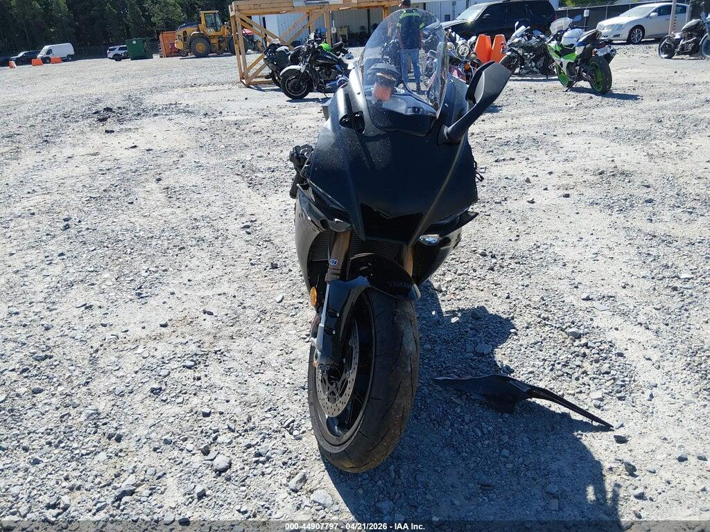 JYARNA7E7SA000862 2025 YAMAHA YZF1000 photo no. 5