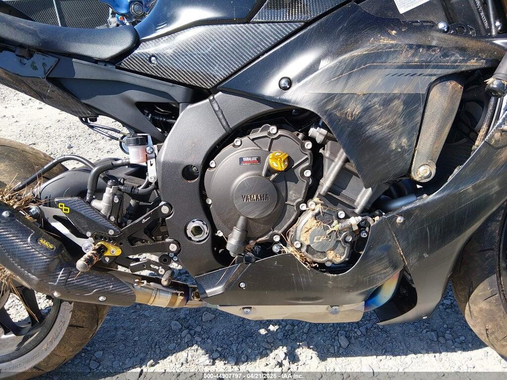 JYARNA7E7SA000862 2025 YAMAHA YZF1000 photo no. 8
