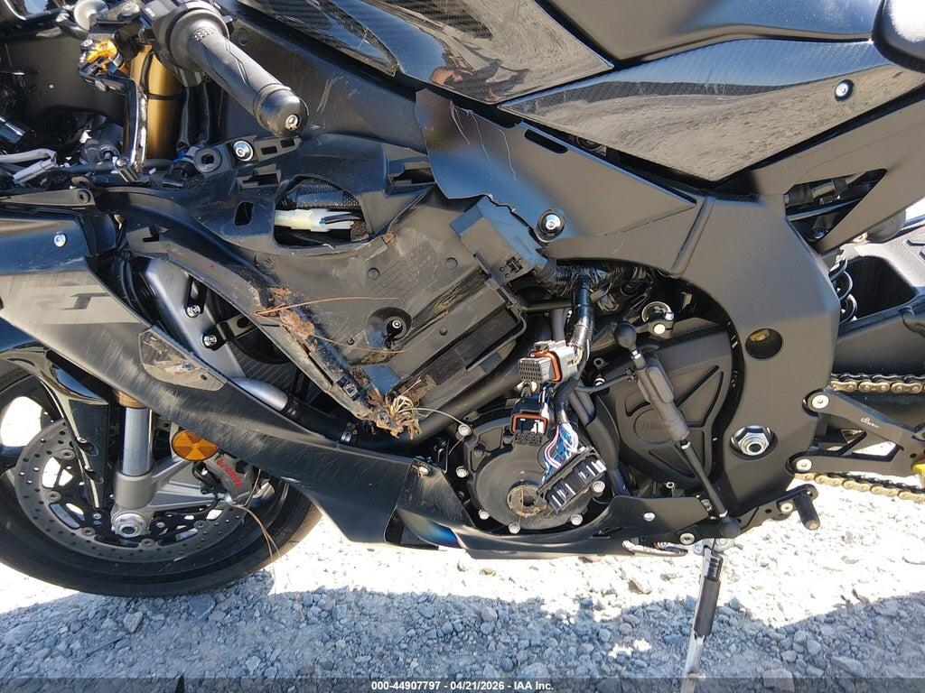 JYARNA7E7SA000862 2025 YAMAHA YZF1000 photo no. 9