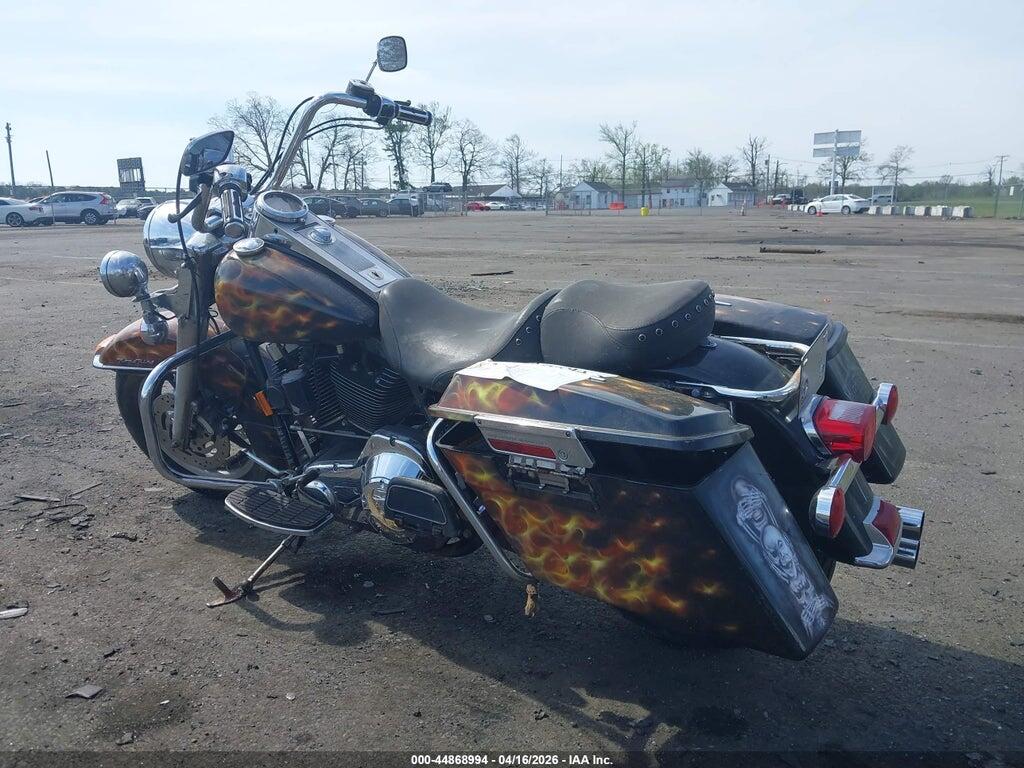 1HD1FBW156Y628059 2006 HARLEY-DAVIDSON FLHRI photo no. 3