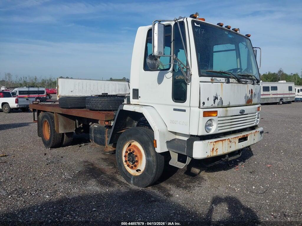 49HAAABV42DK20882 2002 STERLING TRUCK SC photo no. 1
