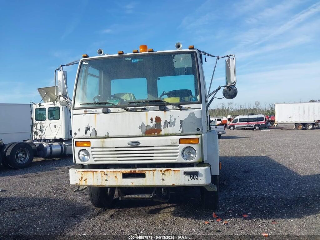 49HAAABV42DK20882 2002 STERLING TRUCK SC photo no. 12