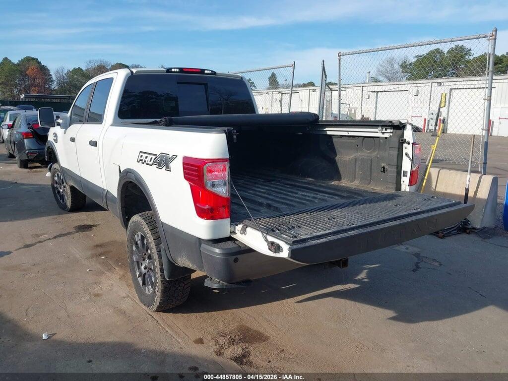 1N6BA1F49GN513330 2016 NISSAN TITAN XD photo no. 3