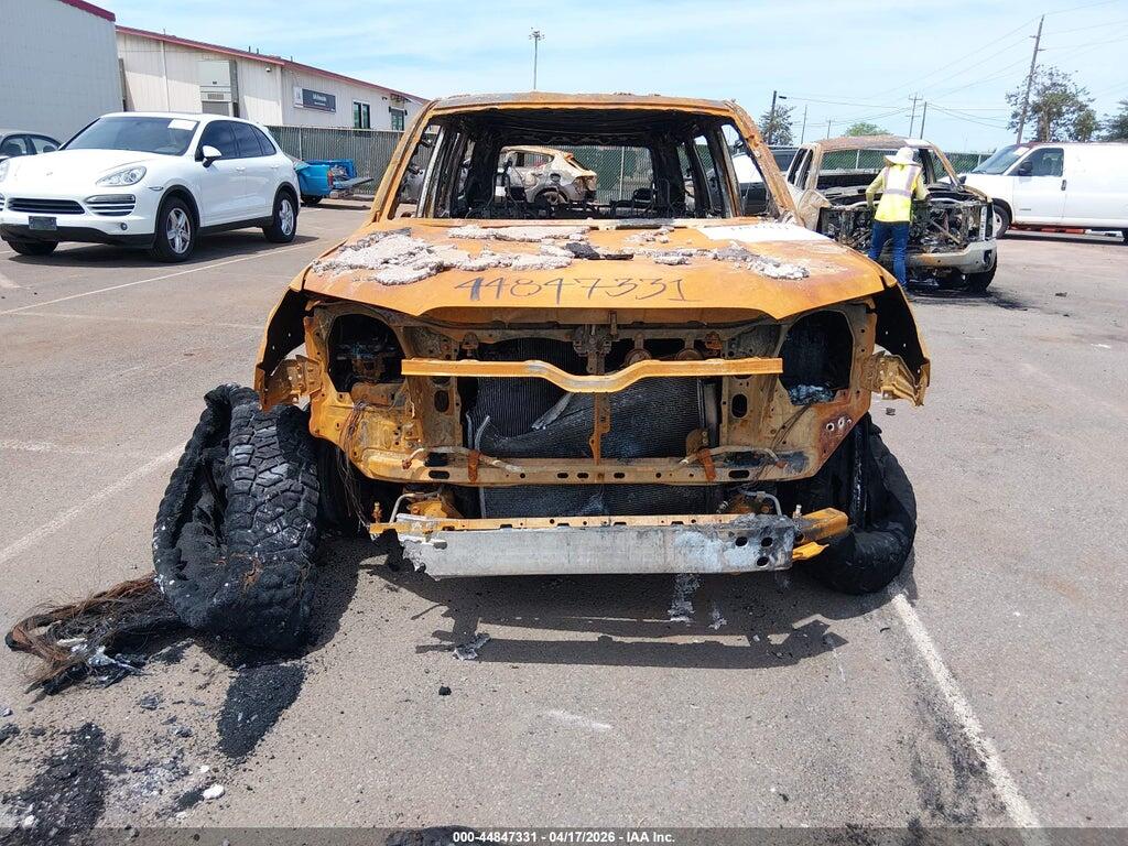JTEBU5JR4H5445780 2017 TOYOTA 4RUNNER photo no. 6