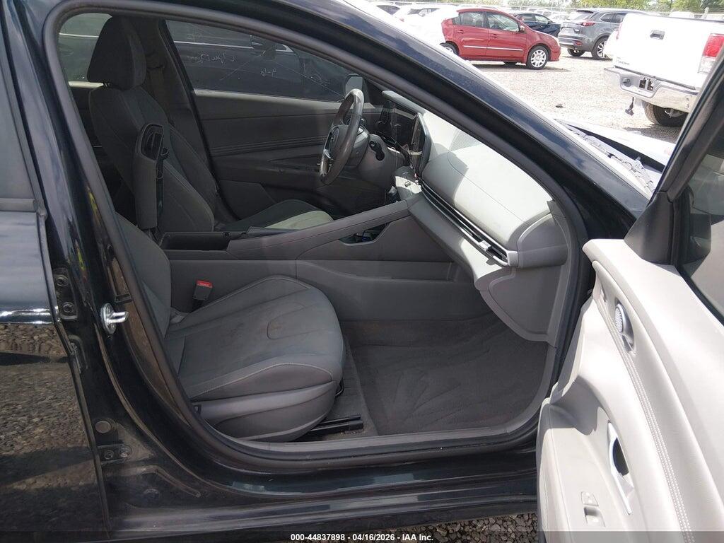 KMHLS4AG9PU567865 2023 HYUNDAI ELANTRA photo no. 5