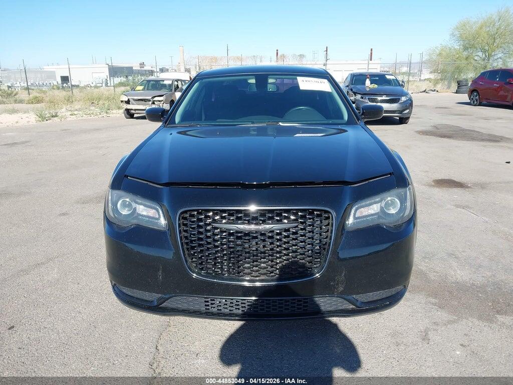 2C3CCAAG0MH508982 2021 CHRYSLER 300 photo no. 12