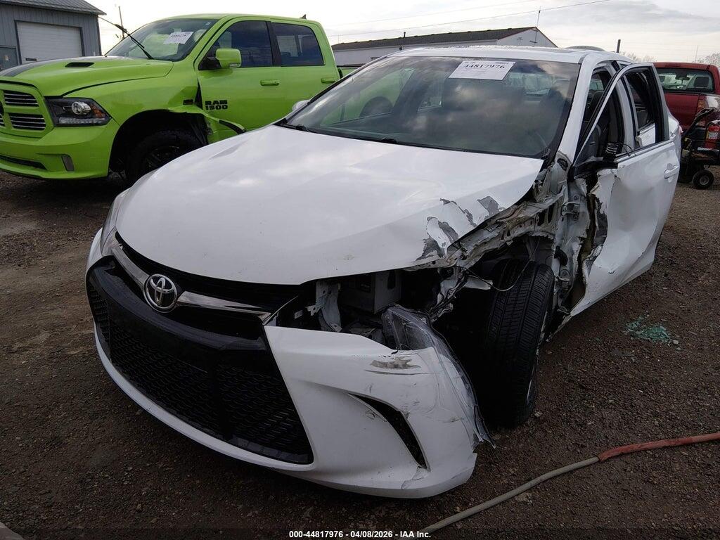 4T1BF1FK1FU077818 2015 TOYOTA CAMRY photo no. 2