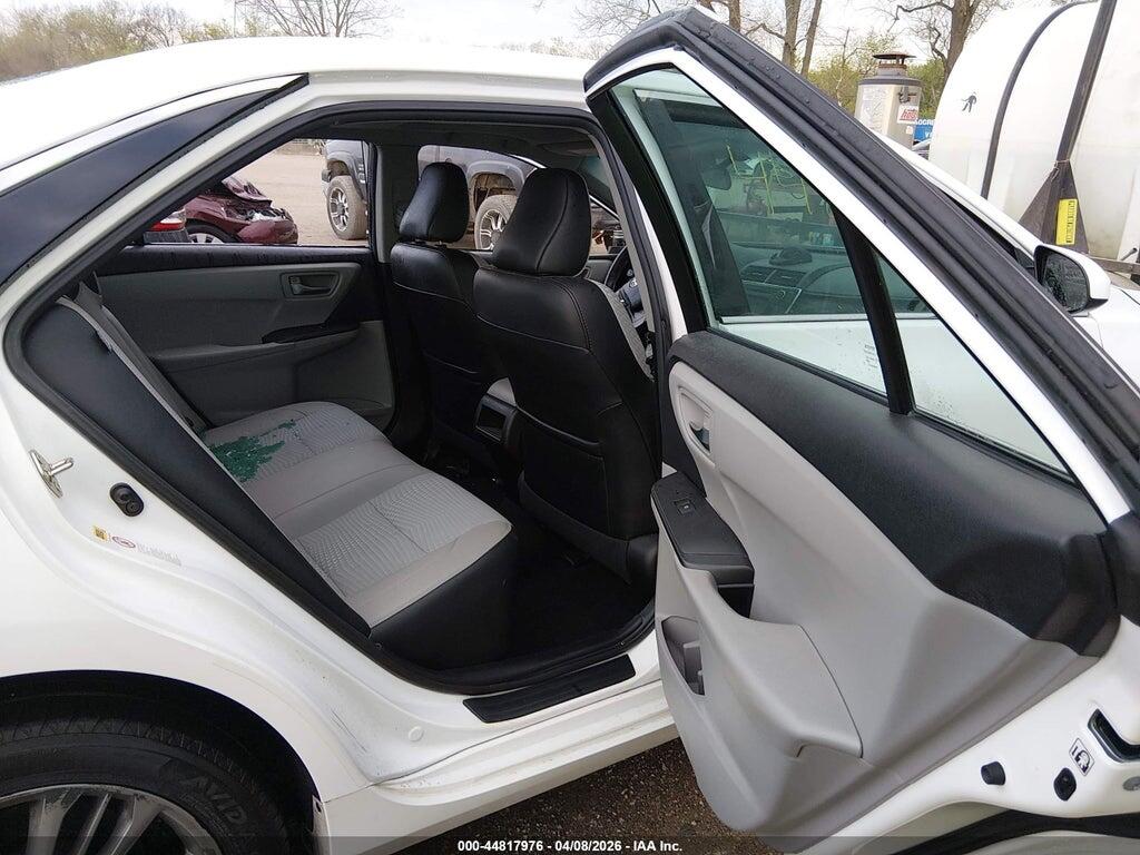 4T1BF1FK1FU077818 2015 TOYOTA CAMRY photo no. 8