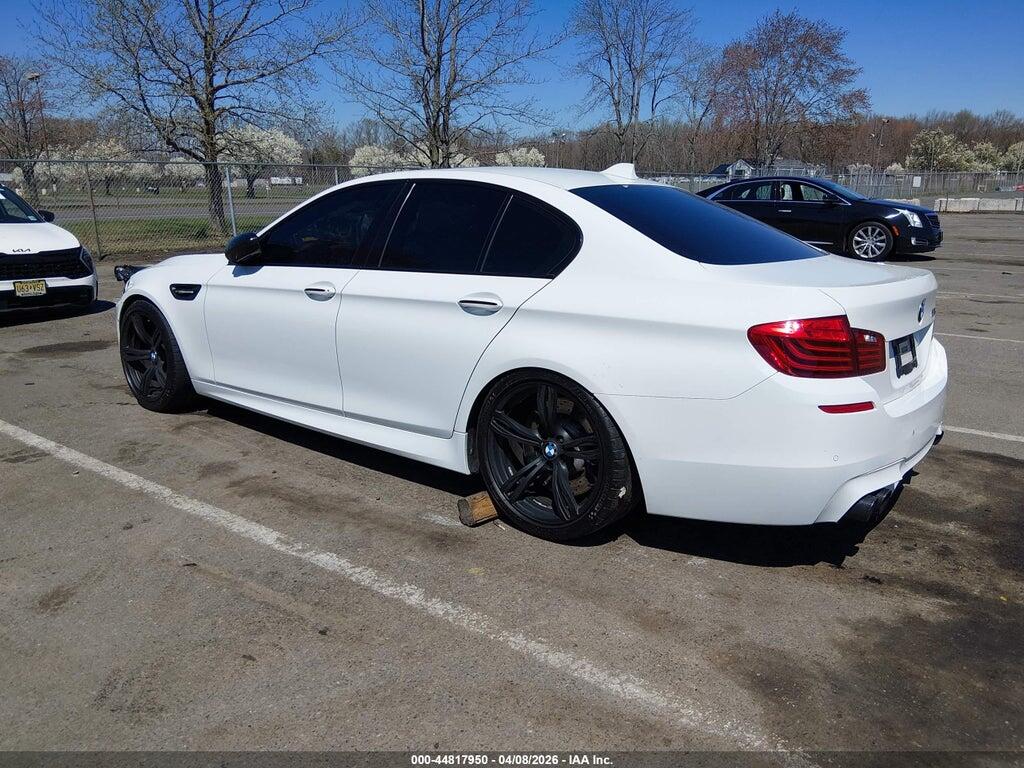 WBSFV9C51ED594114 2014 BMW M5 photo no. 3