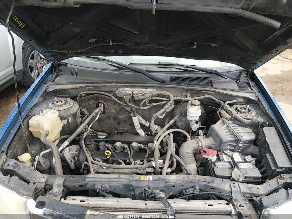 1FMCU0C75BKA74379 2011 FORD ESCAPE photo no. 10