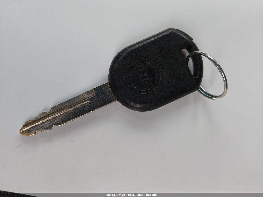 1FMCU0C75BKA74379 2011 FORD ESCAPE photo no. 11