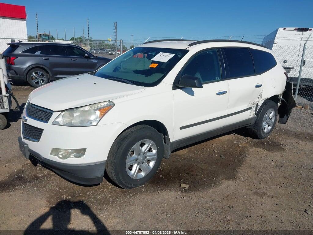 1GNKRFED6CJ197033 2012 CHEVROLET TRAVERSE photo no. 2