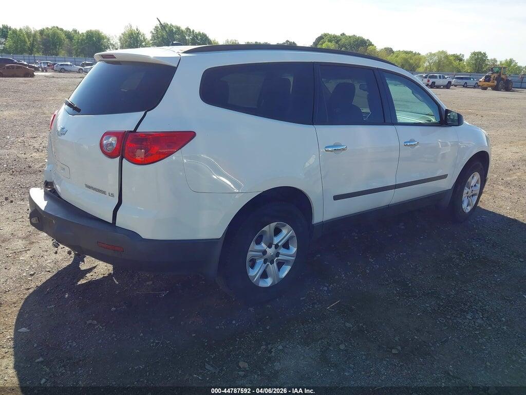 1GNKRFED6CJ197033 2012 CHEVROLET TRAVERSE photo no. 4