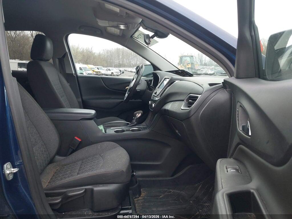 3GNAXUEV3NL240477 2022 CHEVROLET EQUINOX photo no. 5