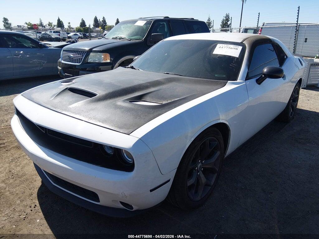 2C3CDZAG3JH110964 2018 DODGE CHALLENGER photo no. 2