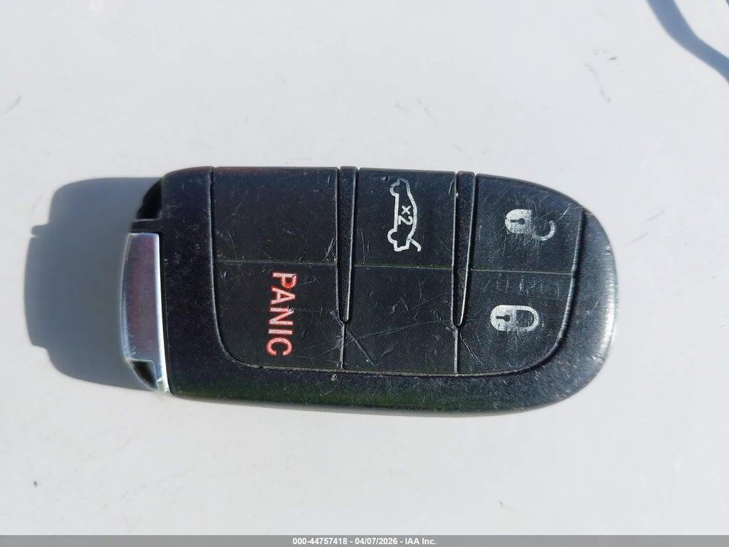 1C3CCCABXFN756635 2015 CHRYSLER 200 photo no. 11