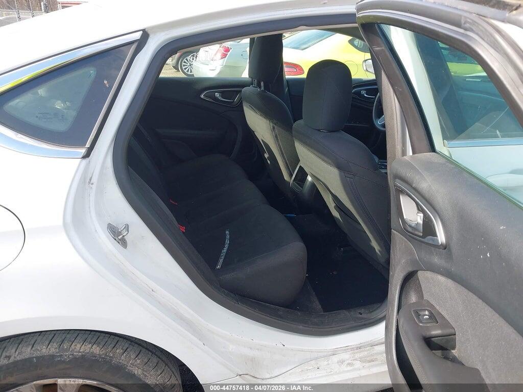 1C3CCCABXFN756635 2015 CHRYSLER 200 photo no. 8