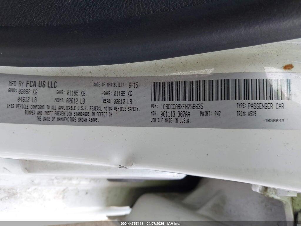 1C3CCCABXFN756635 2015 CHRYSLER 200 photo no. 9