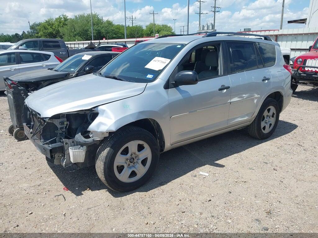 2T3KF4DV5BW106043 2011 TOYOTA RAV4 photo no. 2