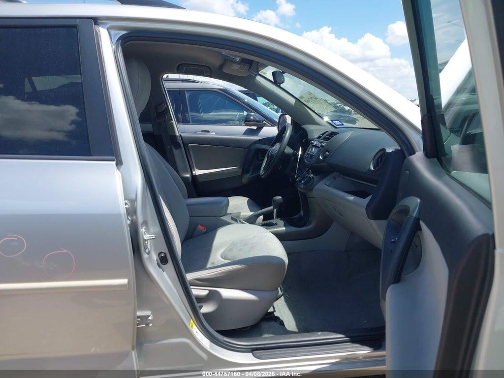 2T3KF4DV5BW106043 2011 TOYOTA RAV4 photo no. 5