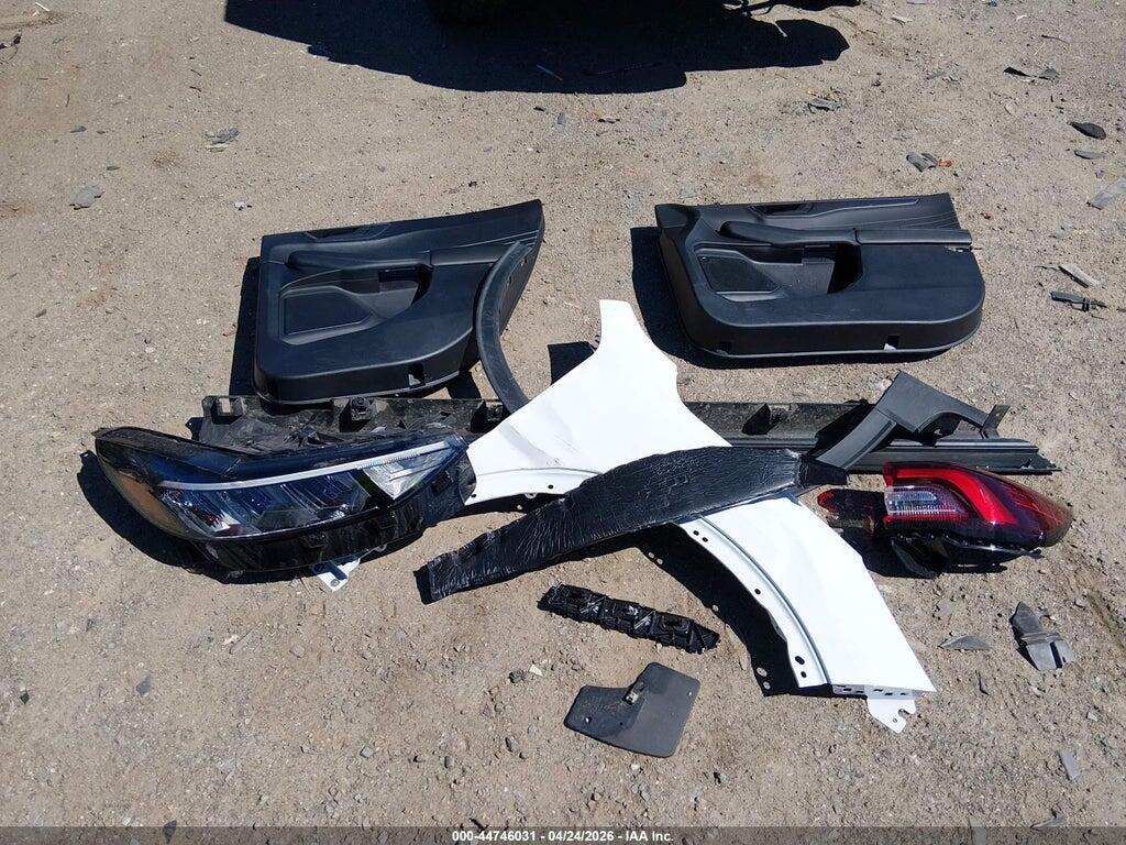 1FMCU9GN7SUA82341 2025 FORD ESCAPE photo no. 12
